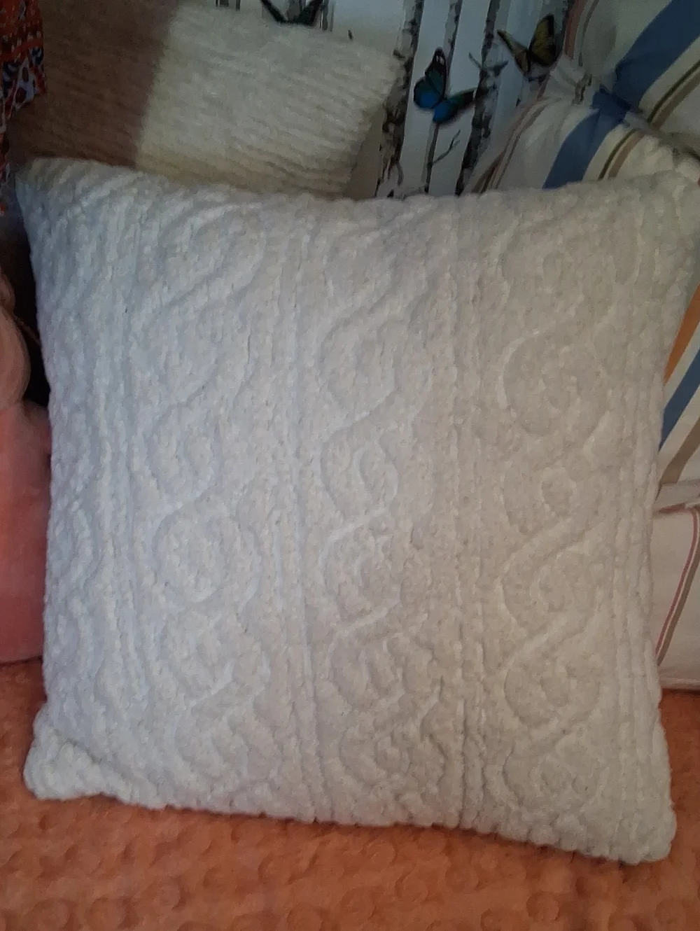 Textured Cable-Knit Decorative Throw Pillow in Cream